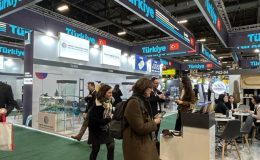 KAAN’ın da stratejik malzemesi olan Türk kompoziti Paris’te büyük ilgi gördü