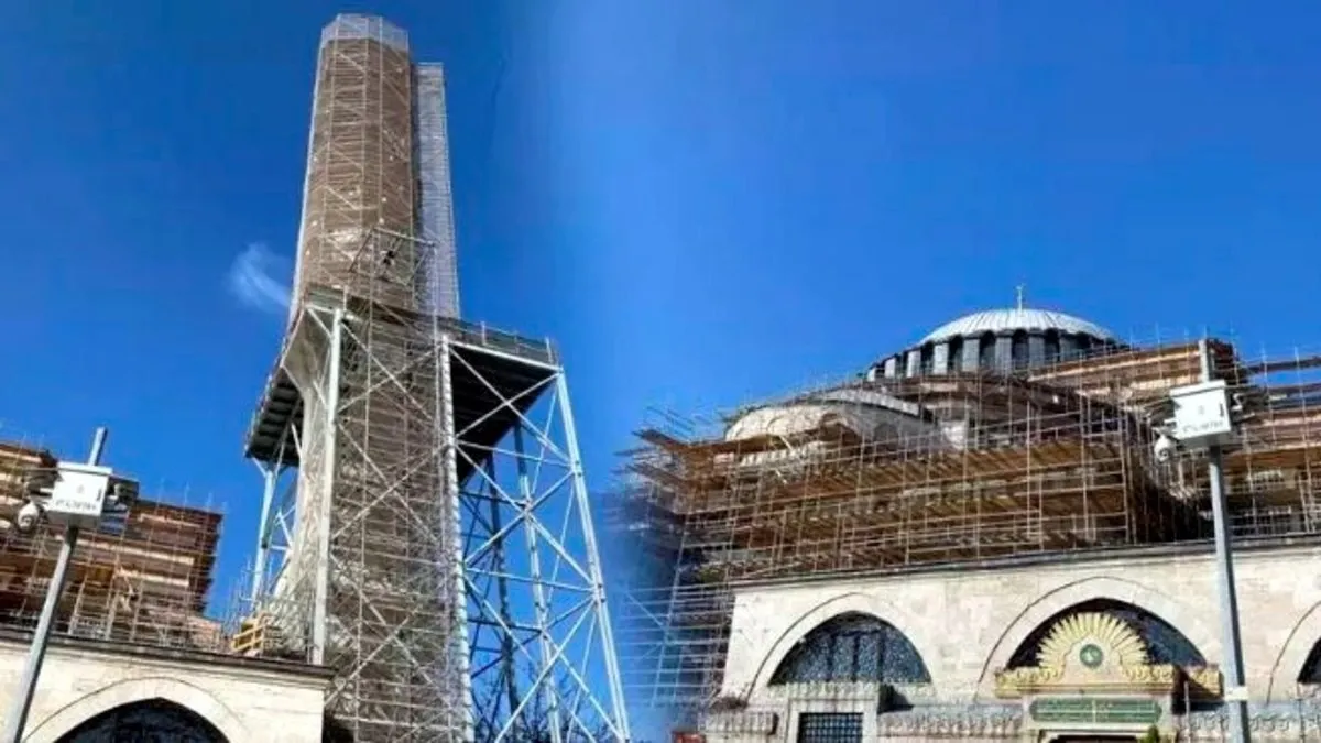 Ayasofya-i Kebir Camii şerifi niteliksiz sıvalardan arındırılacak