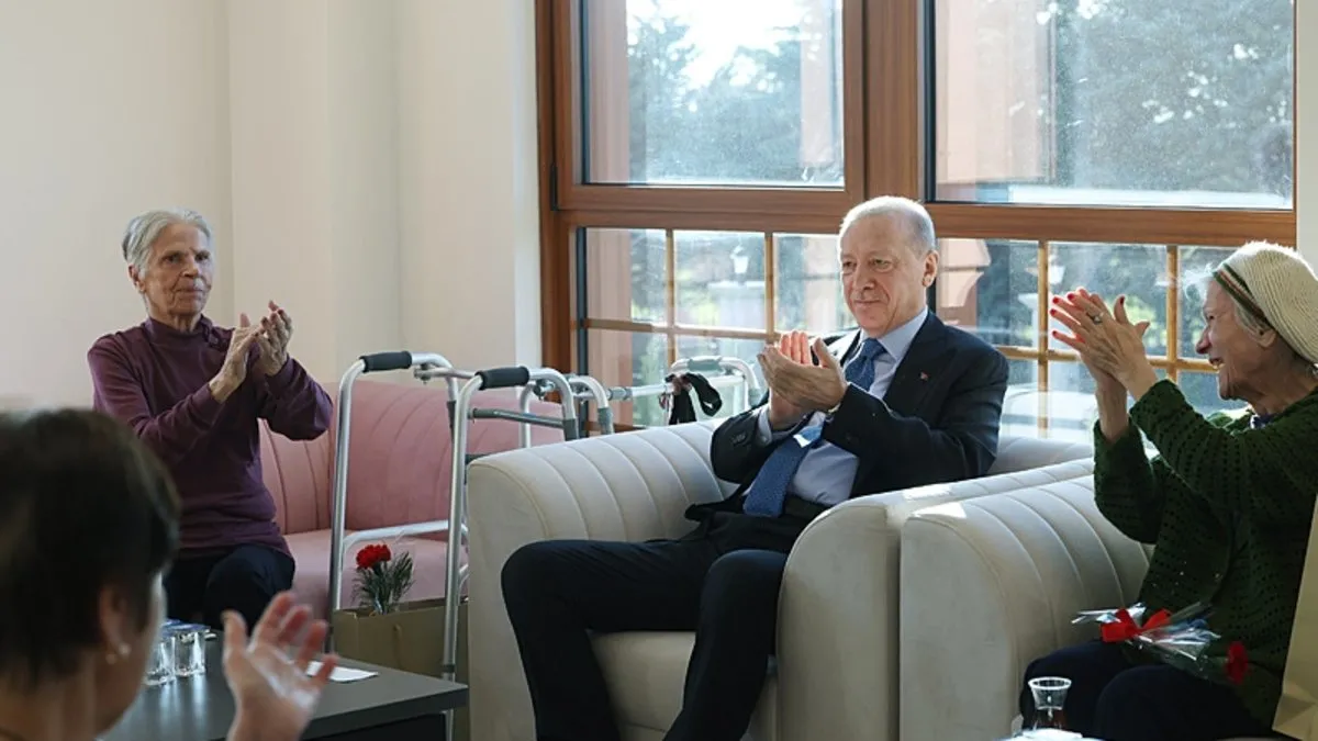 Başkan Erdoğan Darülaceze sakinleriyle bir araya geldi