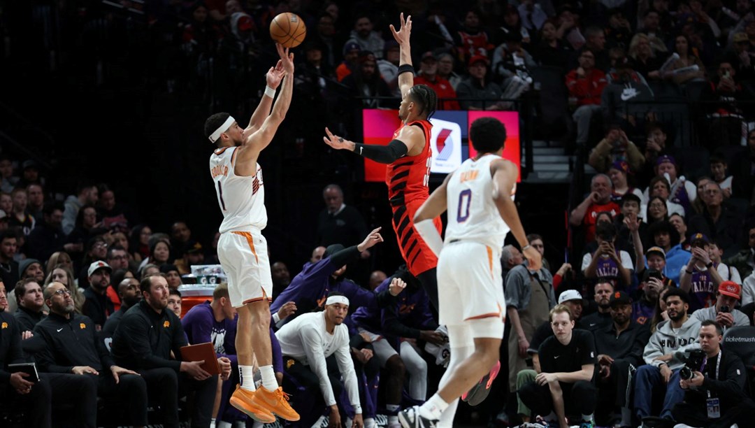 NBAâde Devin Booker, Phoenix Suns tarihine geÃ§ti