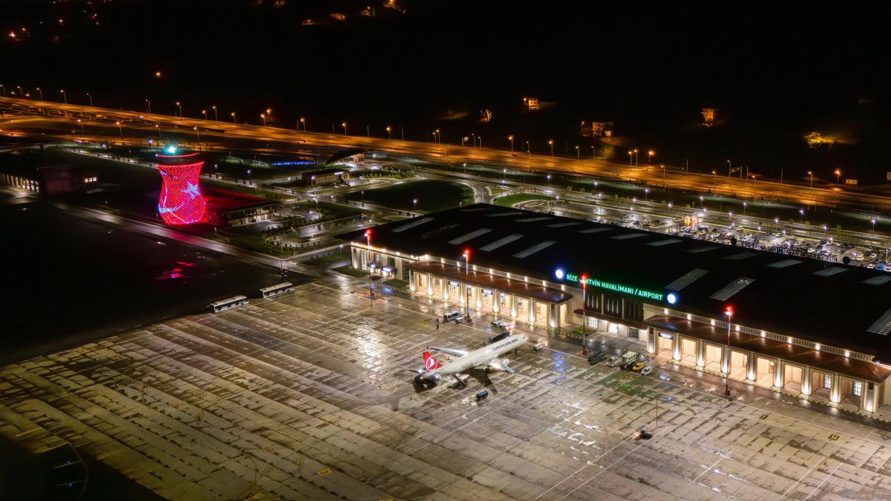 Rize-Artvin Havalimanı’nı 2,8 milyon yolcu kullandı